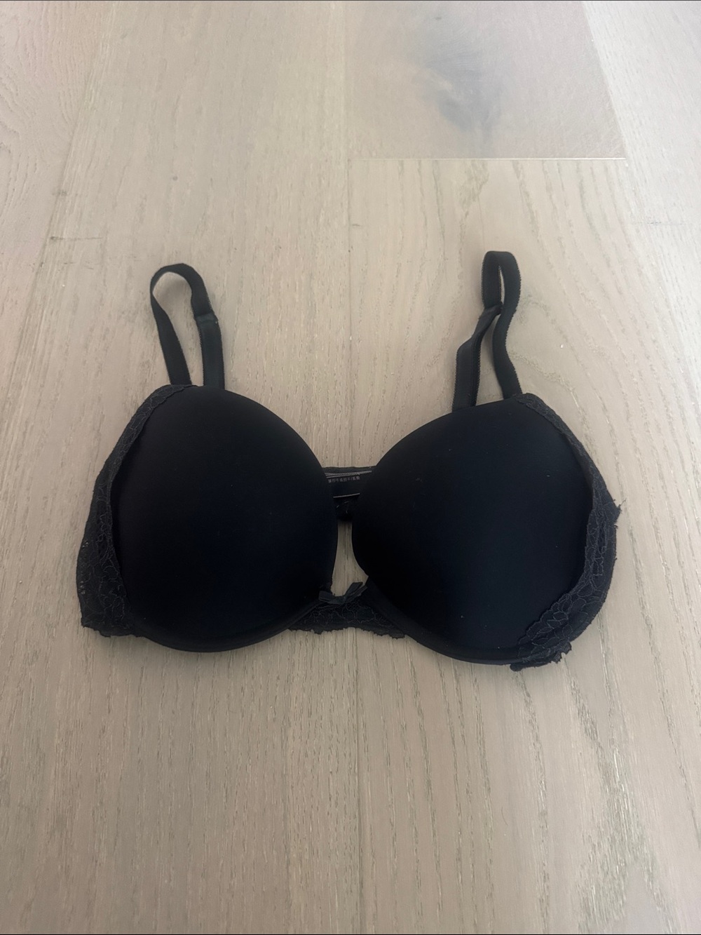 Victoria Secret -Black Lace Trim T-Shirt Bra - Women Intimates